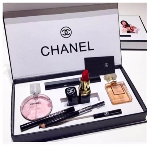 chanel lipstick and perfume set|Chanel gift sets 2021.